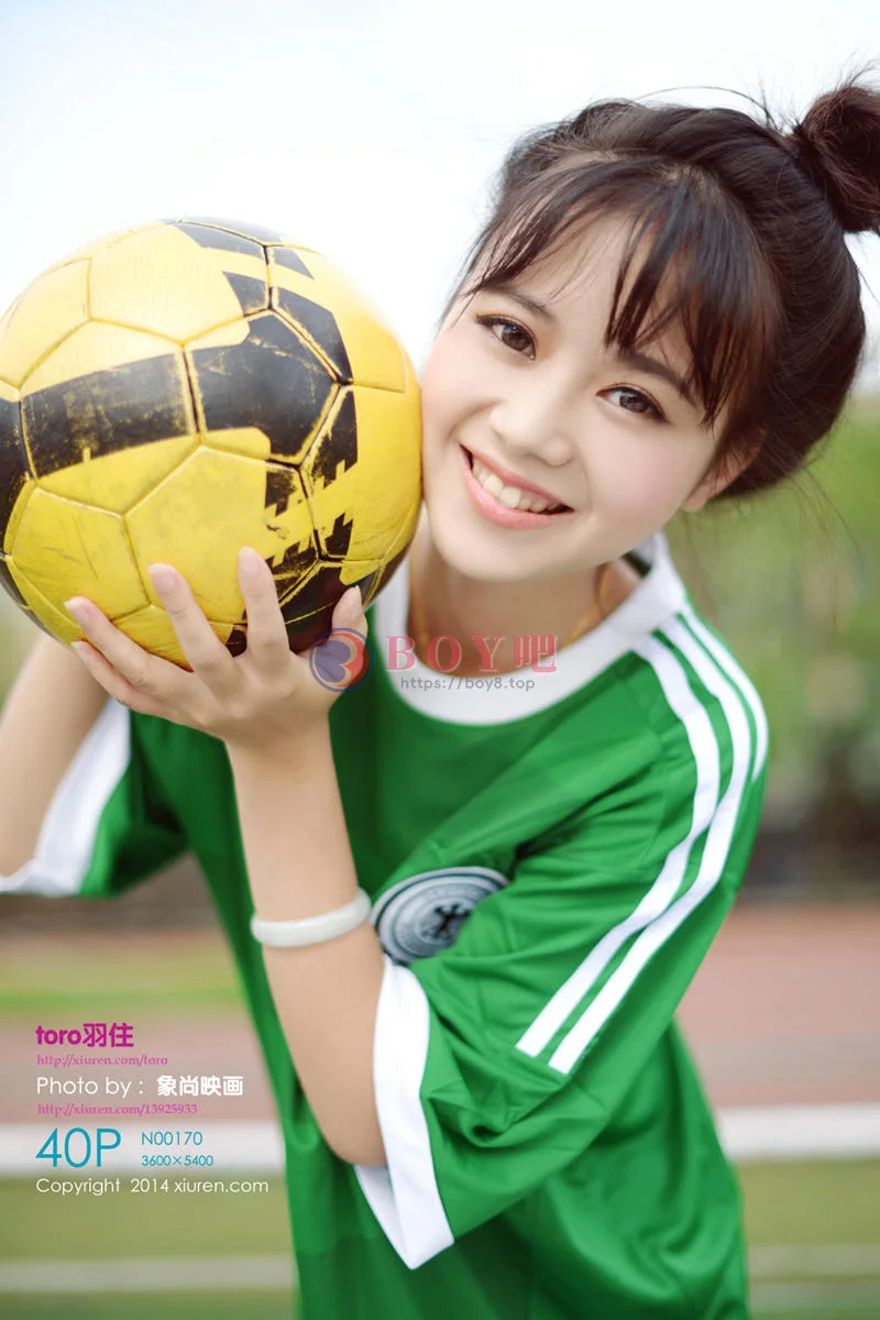 [XiuRen秀人网] No.170 邻家女神Toro羽住足球宝贝小清新唯美写真 - BOY吧-BOY吧