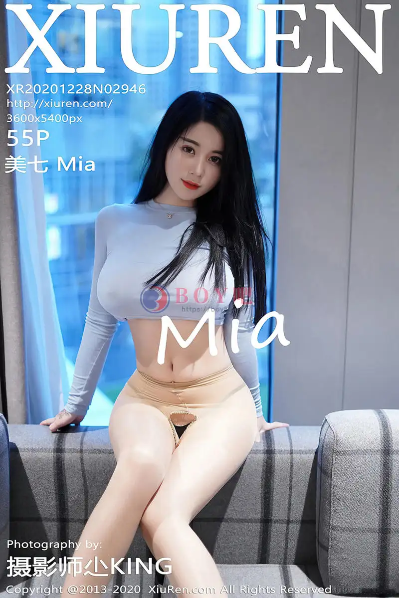 [XiuRen秀人网] No.2946 嫩模美七Mia私房蓝色长裙秀凹凸身材开档肉丝裤袜惹火诱惑写真 - BOY吧-BOY吧