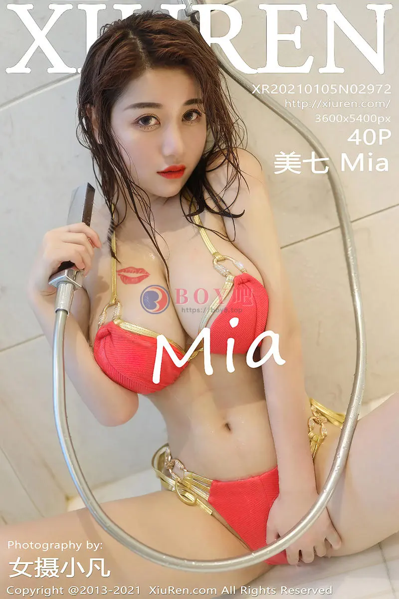 [XiuRen秀人网] NO.2972 嫩模美七Mia三亚旅拍室外泳池红色泳衣半脱露傲人豪乳诱惑写真 - BOY吧-BOY吧