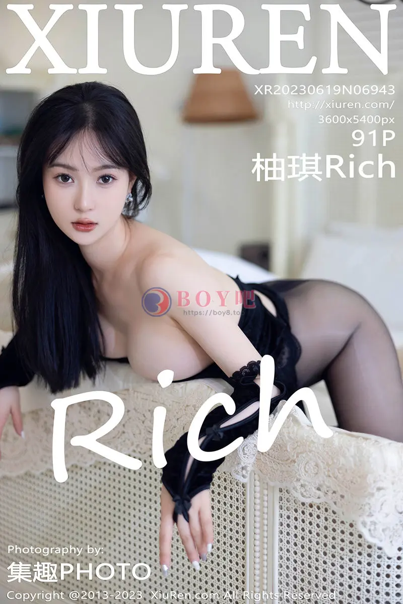 [XiuRen秀人网] No.6943 模特柚琪Rich性感黑色露肩服饰配超薄黑丝秀曼妙身姿诱惑写真-BOY吧
