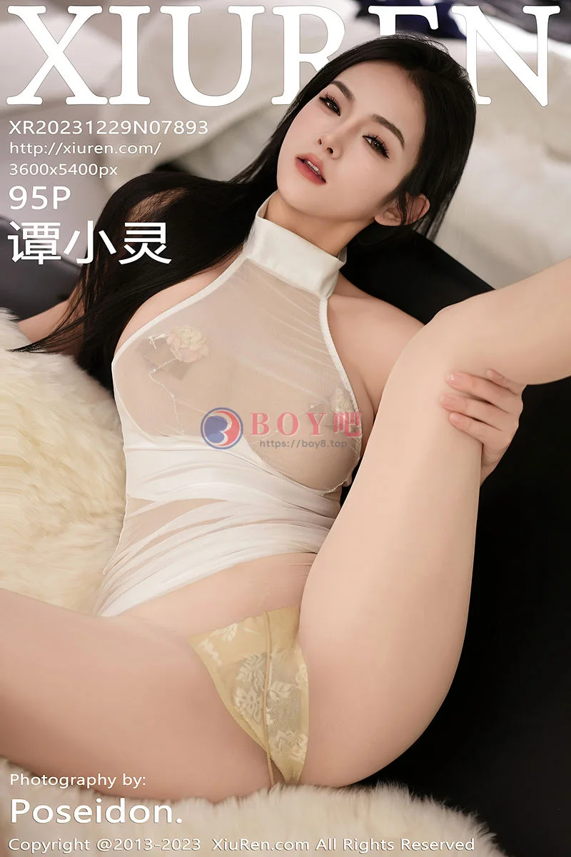 [XiuRen秀人网] No.7893 模特谭小灵性感白色轻透连衣短裙配原色丝袜秀惹火身材诱惑写真-BOY吧