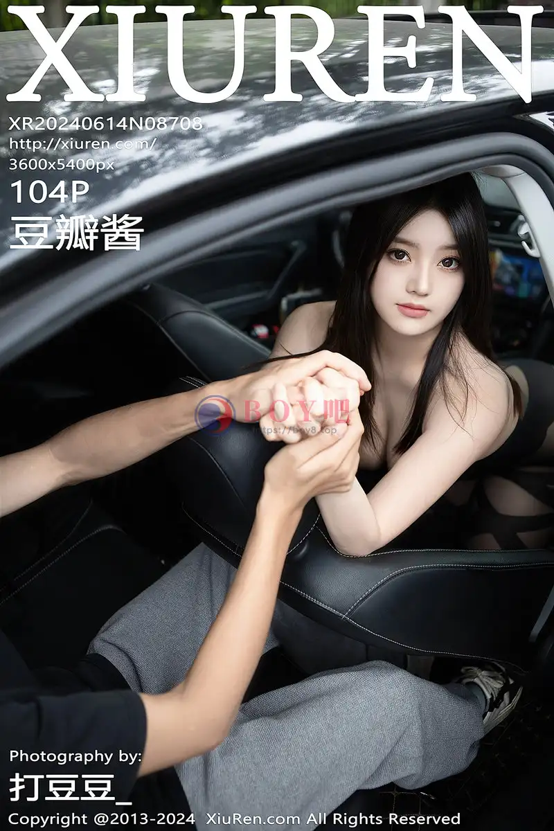 [XiuRen秀人网] No.8708 模特豆瓣酱车内场景性感薄透连体黑丝秀丰满身材惹火诱惑写真-BOY吧