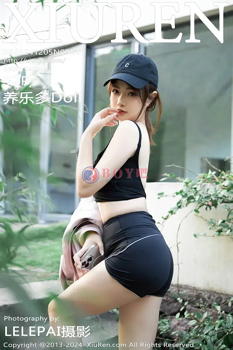 [XiuRen秀人网] NO.9549 模特养乐多Doll性感深色运动服饰秀丰满身材白嫩美腿诱惑写真-BOY吧