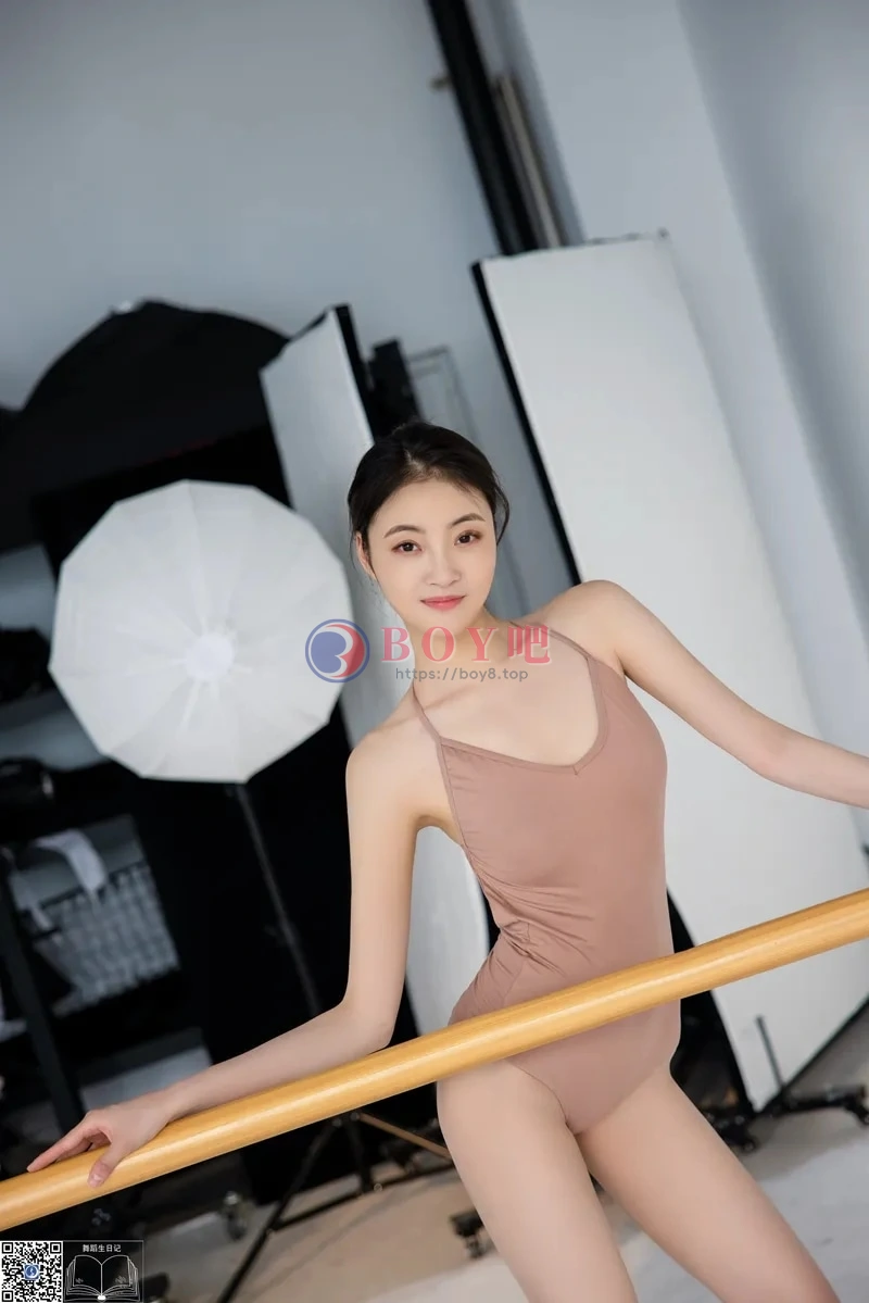 GALLI嘉丽 舞蹈生日记 2020.01.01 NO.001 毛毛 [53P-394MB]-BOY吧