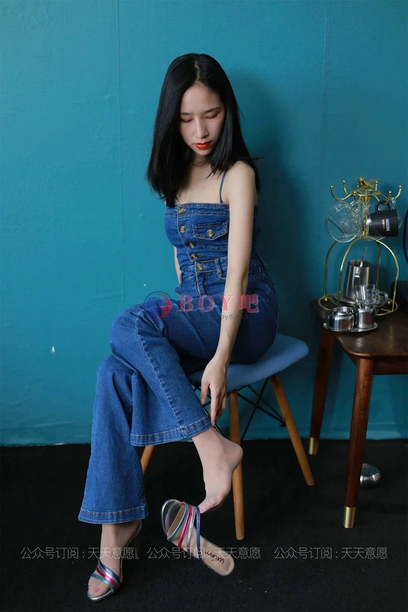 [IESS异思趣向] 2021.08.04 丝享家 879 美子 美背库里丝 [99P-179MB]-BOY吧