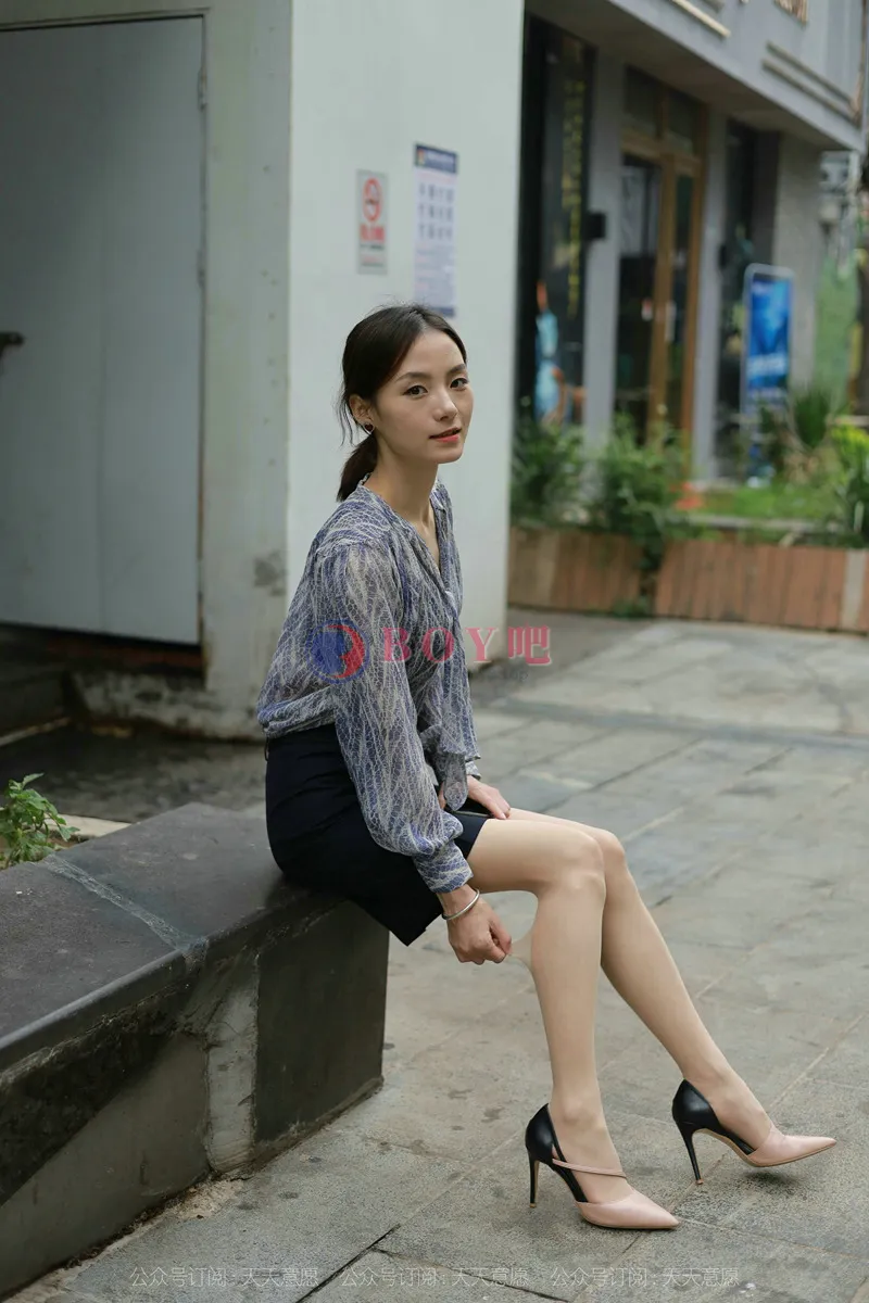 [IESS异思趣向] 2021.10.23 丝享家 955 小六 带你去散步 [91P-143MB]-BOY吧