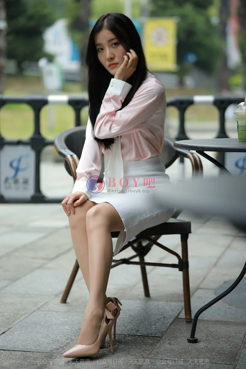 [IESS异思趣向] 2021.11.19 丝享家 978 婉苹 粉红色的回忆 [83P-75MB]-BOY吧