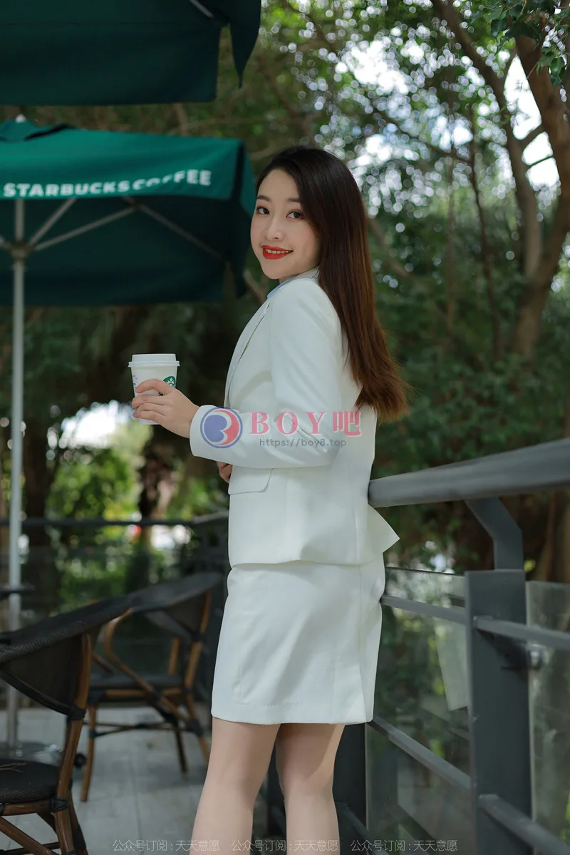[IESS异思趣向] 2022.04.10 丝享家 1055 小婕 都市白领 [93P-132MB]-BOY吧