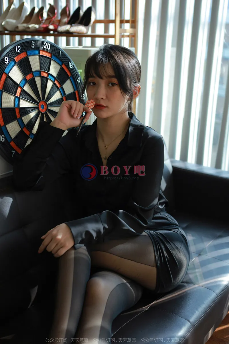 [IESS异思趣向] 2022.08.04 丝享家 1167 秋秋 光影嘿丝 [93P-144MB]-BOY吧