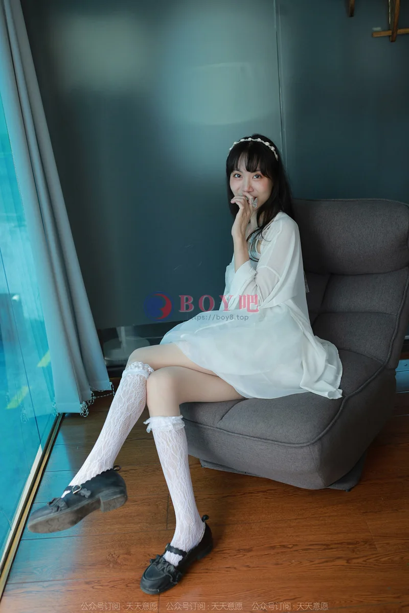 [IESS异思趣向] 2022.08.07 丝享家 1170 团团 肉中丝夹丝 [88P-124MB]-BOY吧