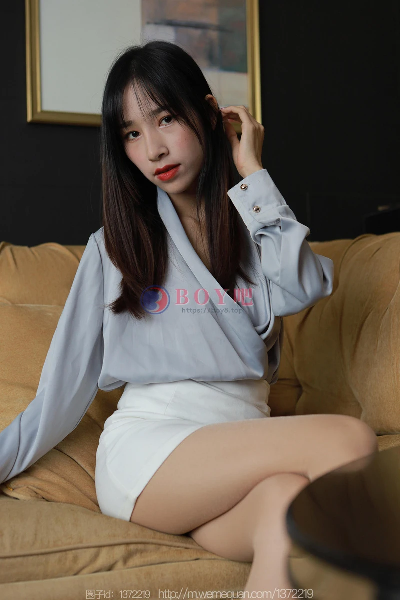 [IESS异思趣向] 2023.02.29 丝享家 1376 美子 微醺沙发 [94P-91MB]-BOY吧