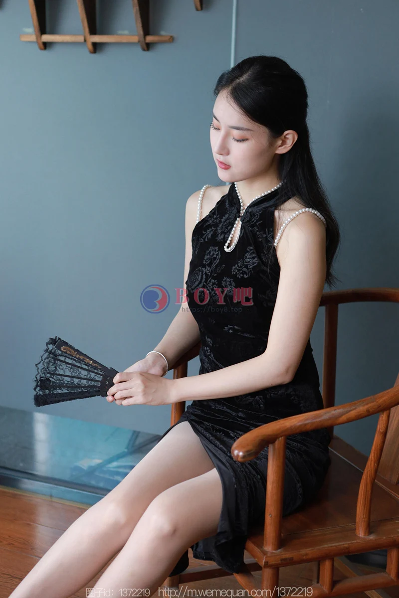 [IESS异思趣向] 2023.04.20 丝享家 1427 小宝 倾国倾城 [89P-94MB]-BOY吧