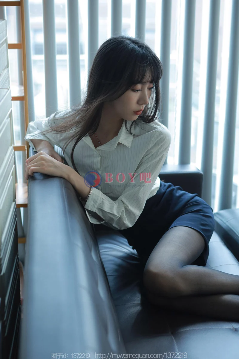 [IESS异思趣向] 2023.08.06 丝享家 1499 团团 光影交错 [84P-90MB]-BOY吧