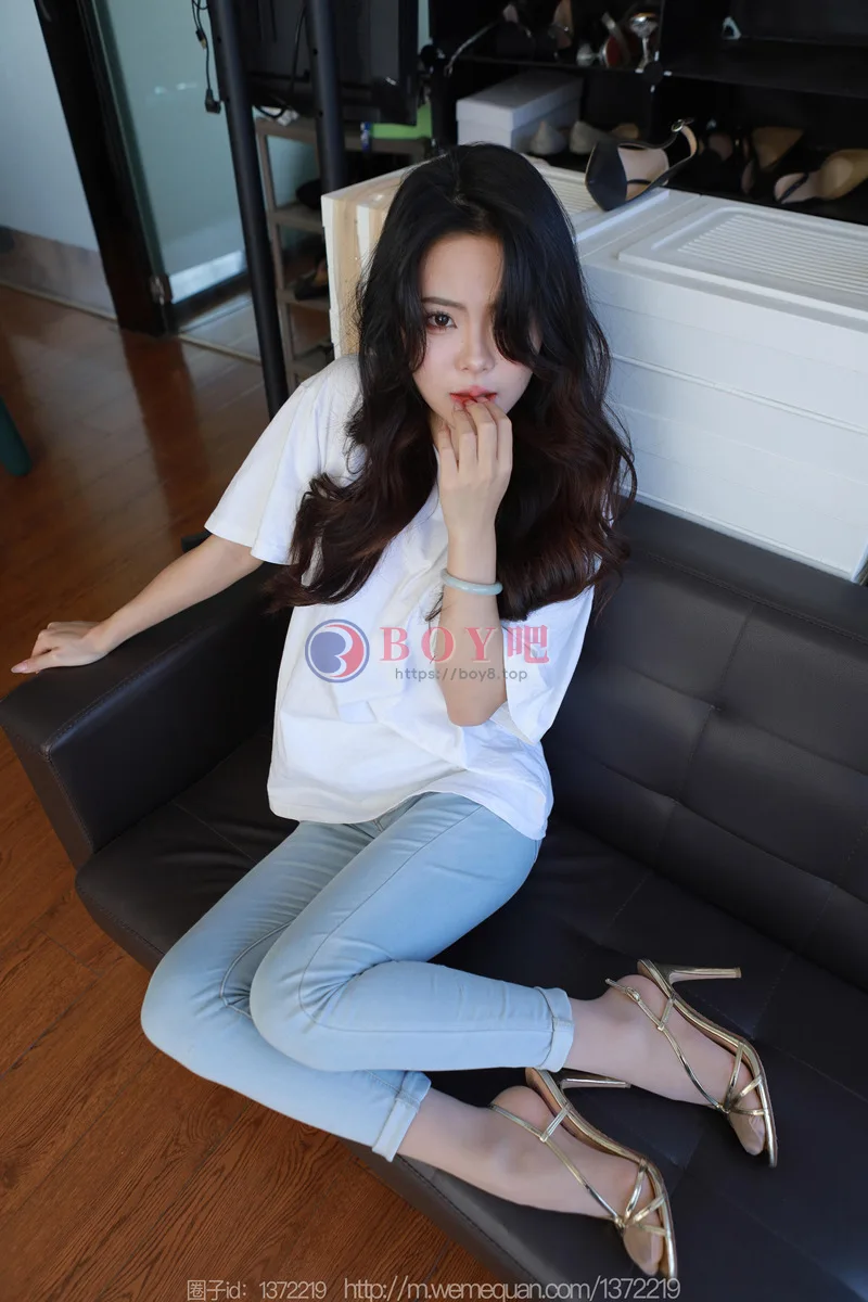 [IESS异思趣向] 2023.09.04 丝享家 1524 兔兔 白T牛仔裤里丝 [87P-83MB]-BOY吧