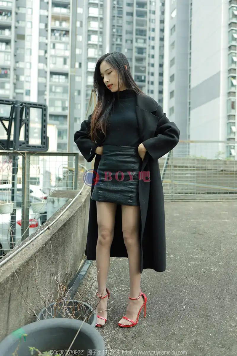 [IESS异思趣向] 2023.12.06 丝享家 1604 美子 黑衣园丁 [81P-95MB]-BOY吧