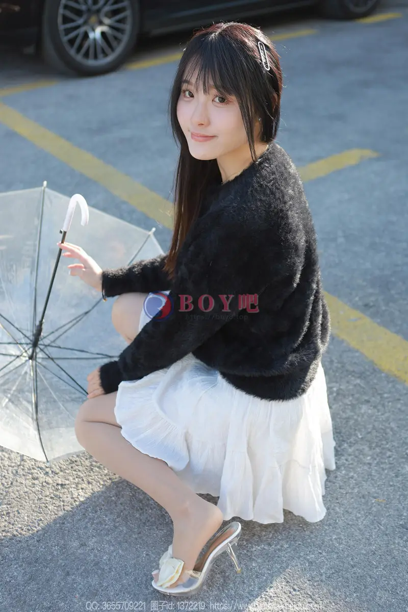 [IESS异思趣向] 2023.12.26 丝享家 1621 婉萍 阳光甜妹 [75P-96MB]-BOY吧