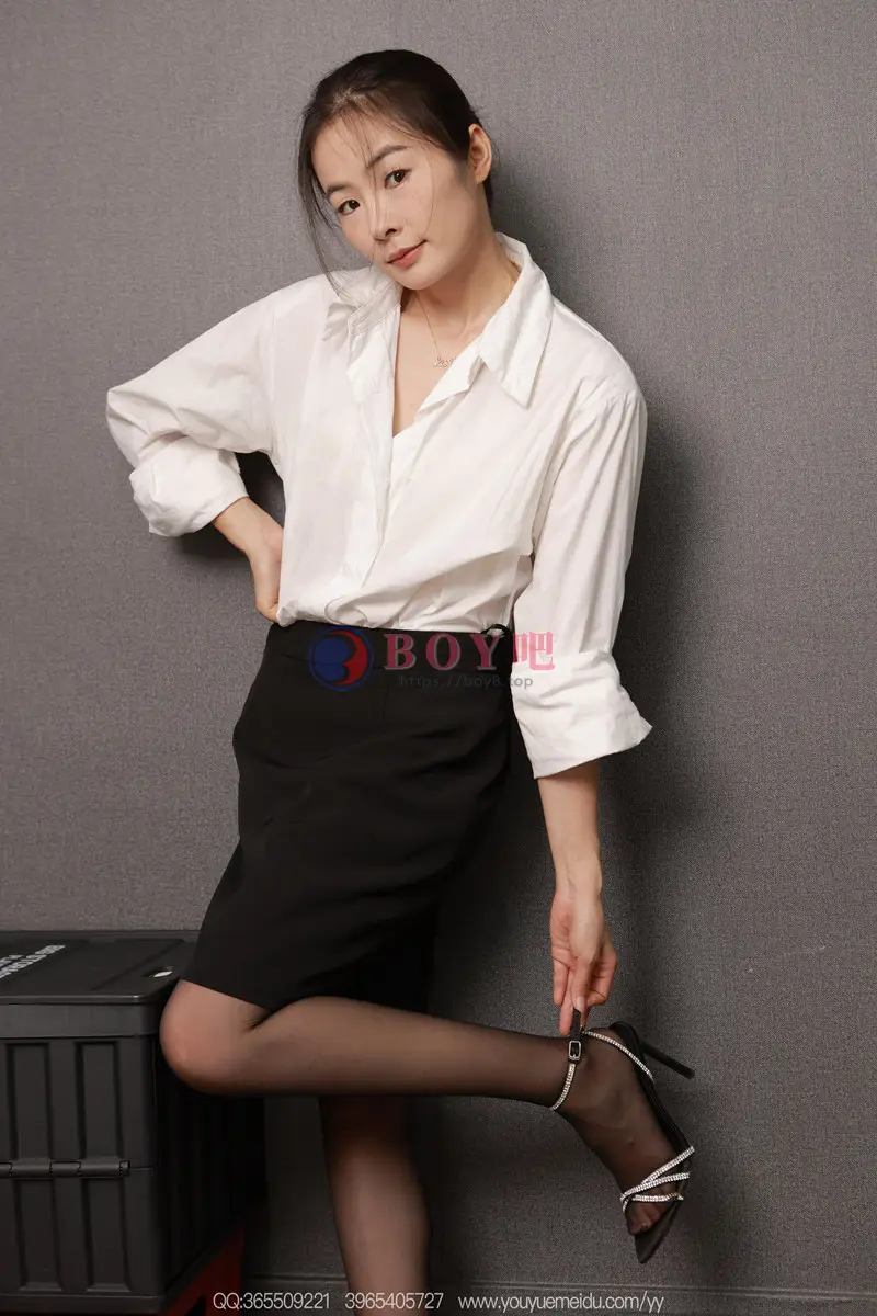 [IESS异思趣向] 2026.06.13 丝享家 2383 小金 美腿白衬衣 [89P-95MB]-BOY吧