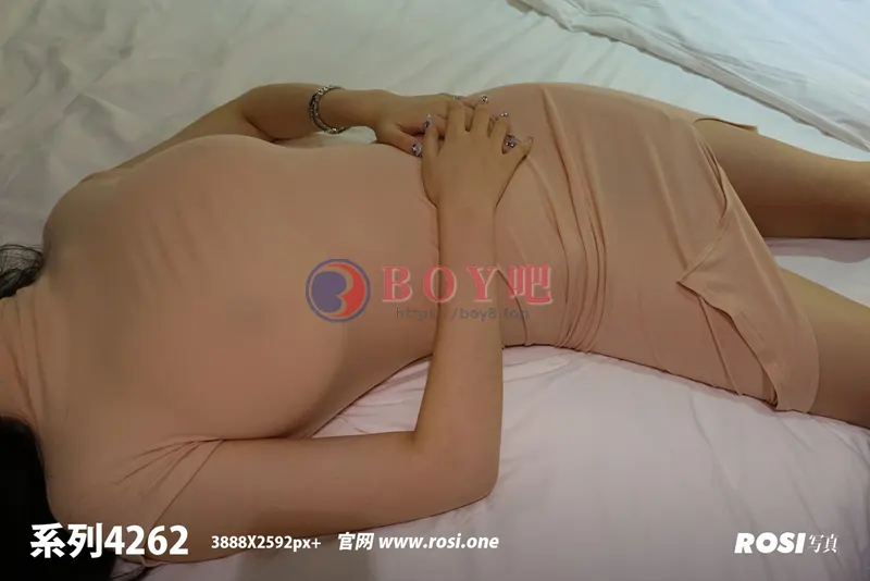 [ROSI写真] 2023.08.06 NO.4262 [55+1P-62MB]-BOY吧