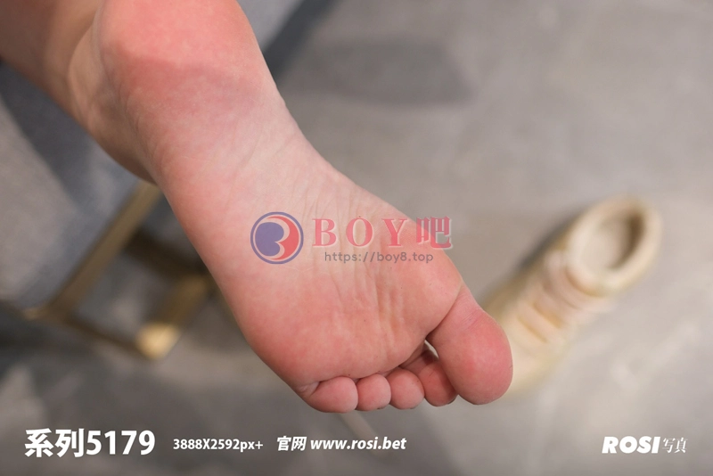 [ROSI写真] 2026.02.08 NO.5179 [107+1P-275MB]-BOY吧