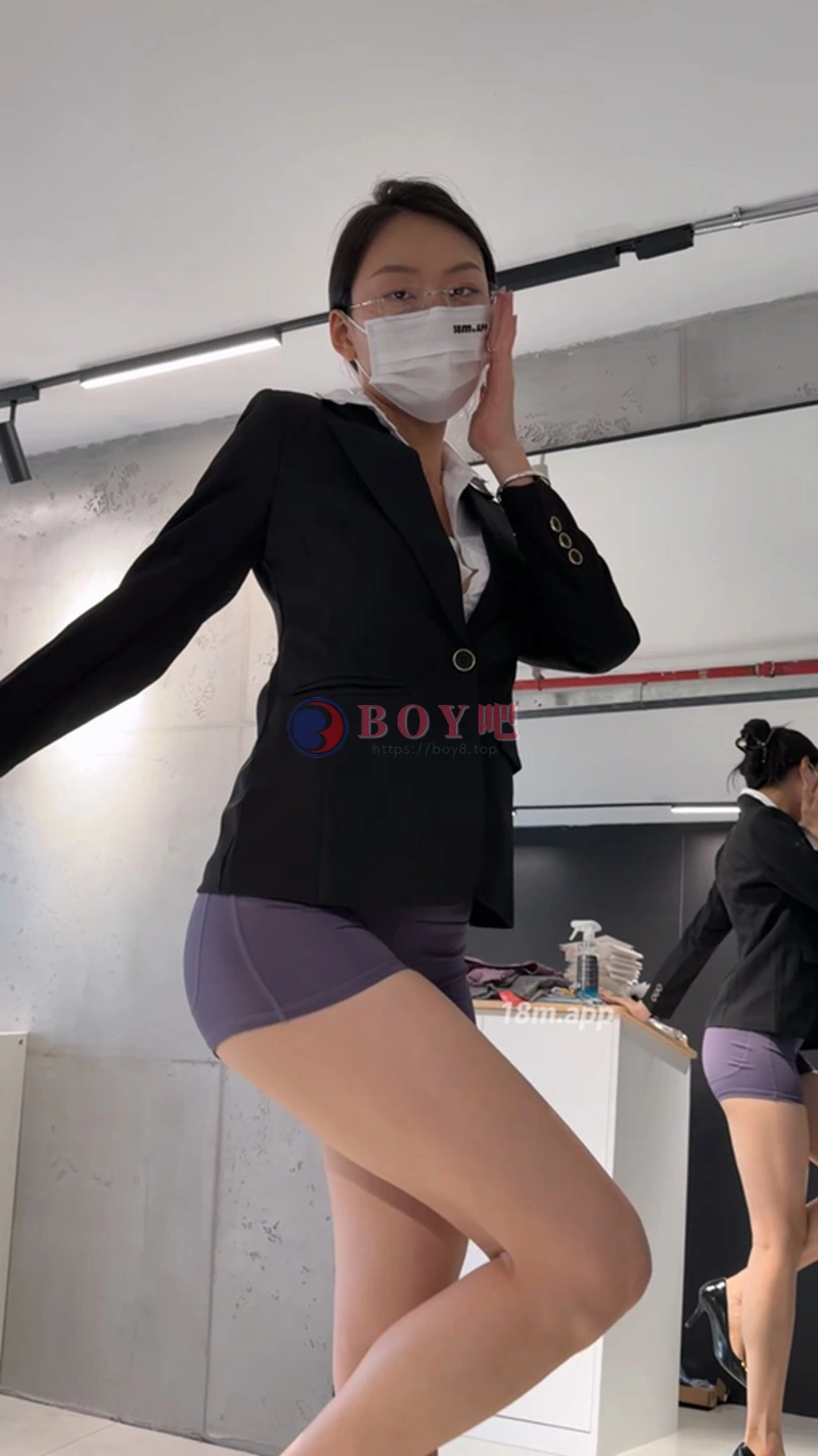 [ROSI写真] 小视频系列 NO.551 [1V-203MB]-BOY吧