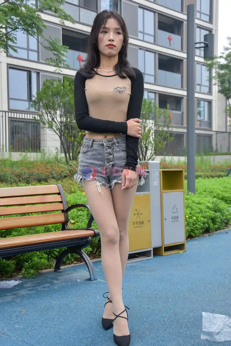 袜觅社 NO.022 小雪 [87P+1V-1.70GB]-BOY吧