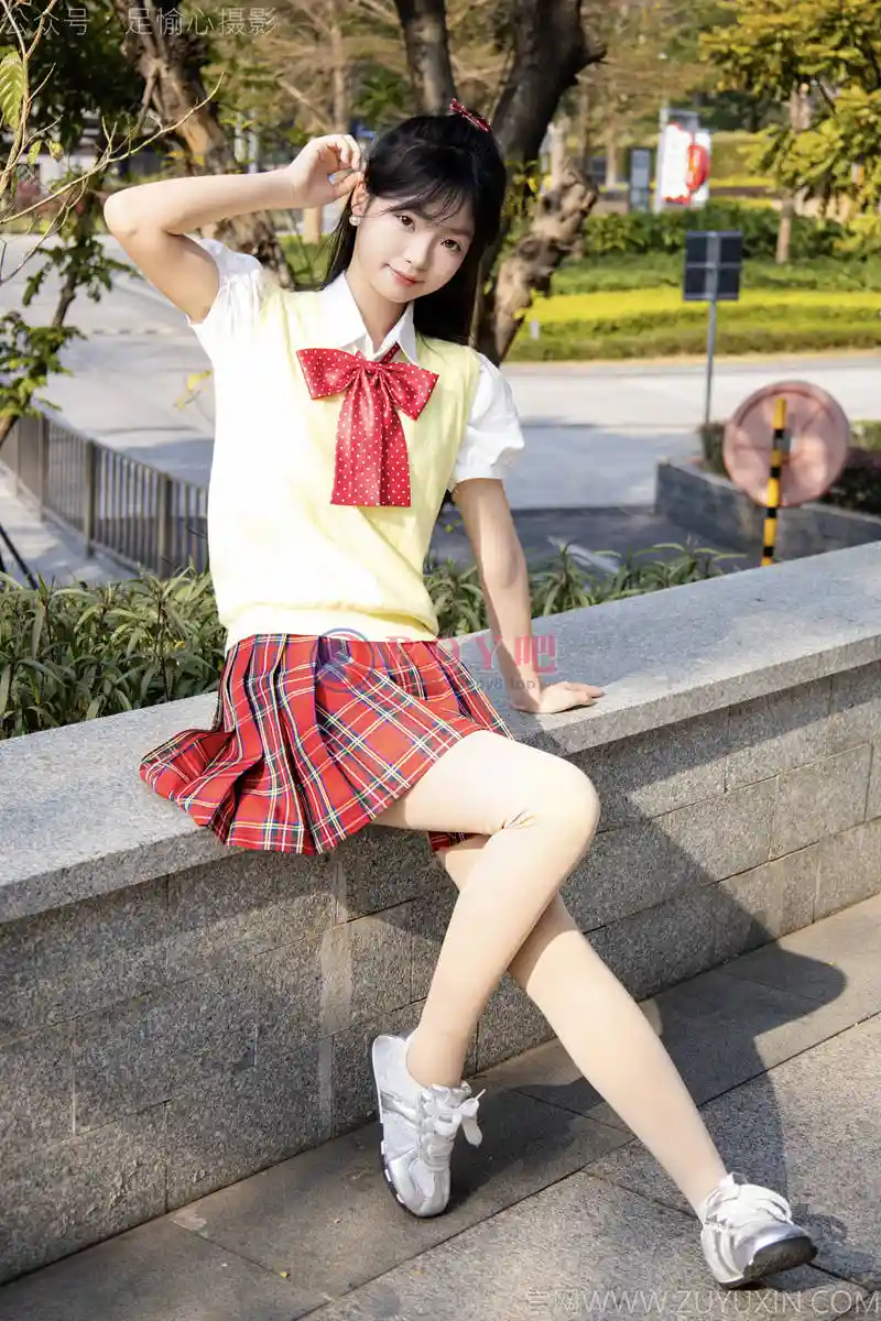 足愉心 NO.132 婉宁（搭配：运动鞋、肉色丝袜） [115P+2V-4.78GB]-BOY吧