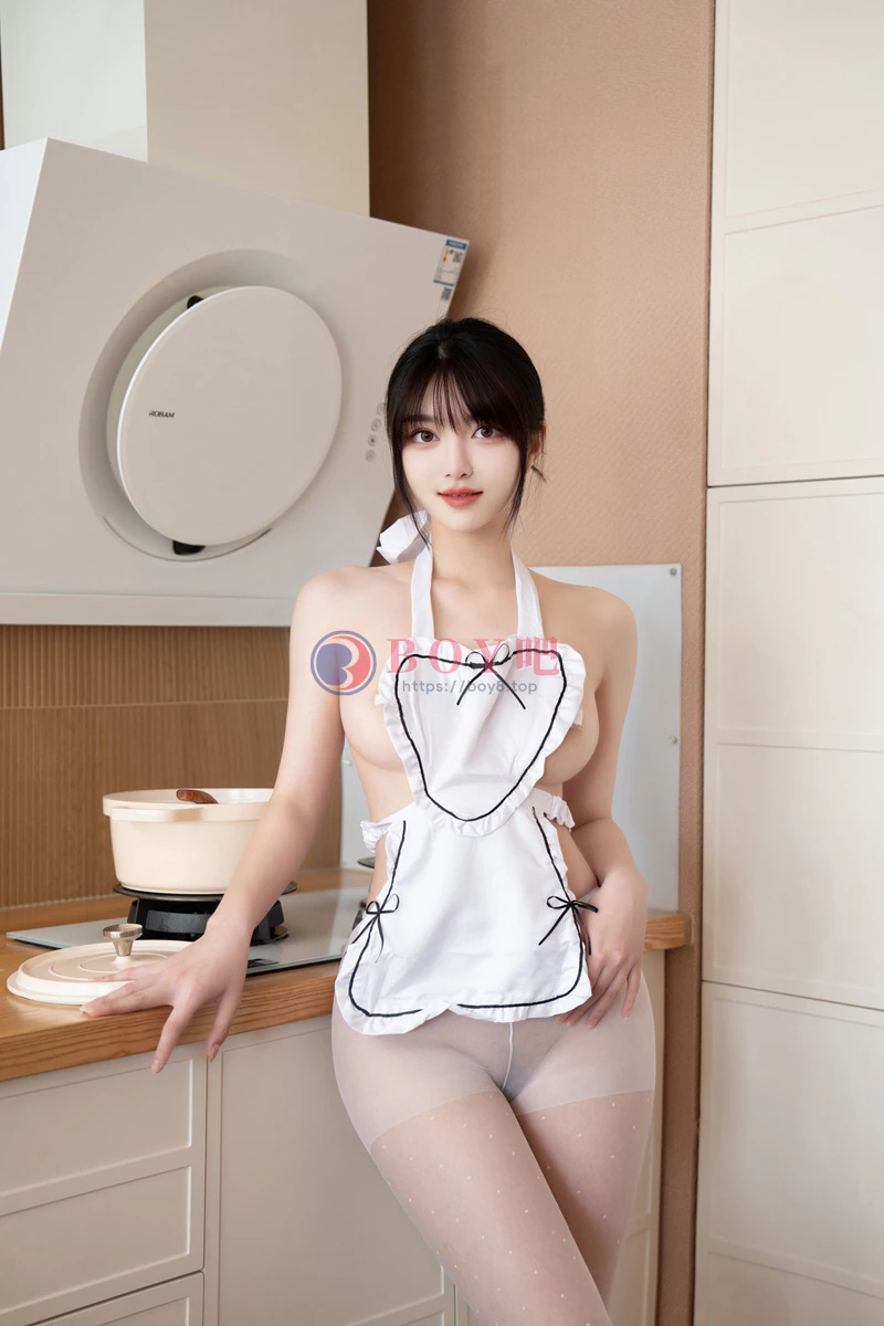 秀人网模特 白露lulu – 性感小厨娘 [73P-819MB]-BOY吧